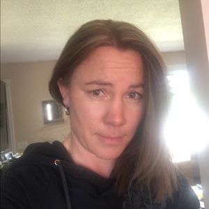 Meet your Posher, Alison